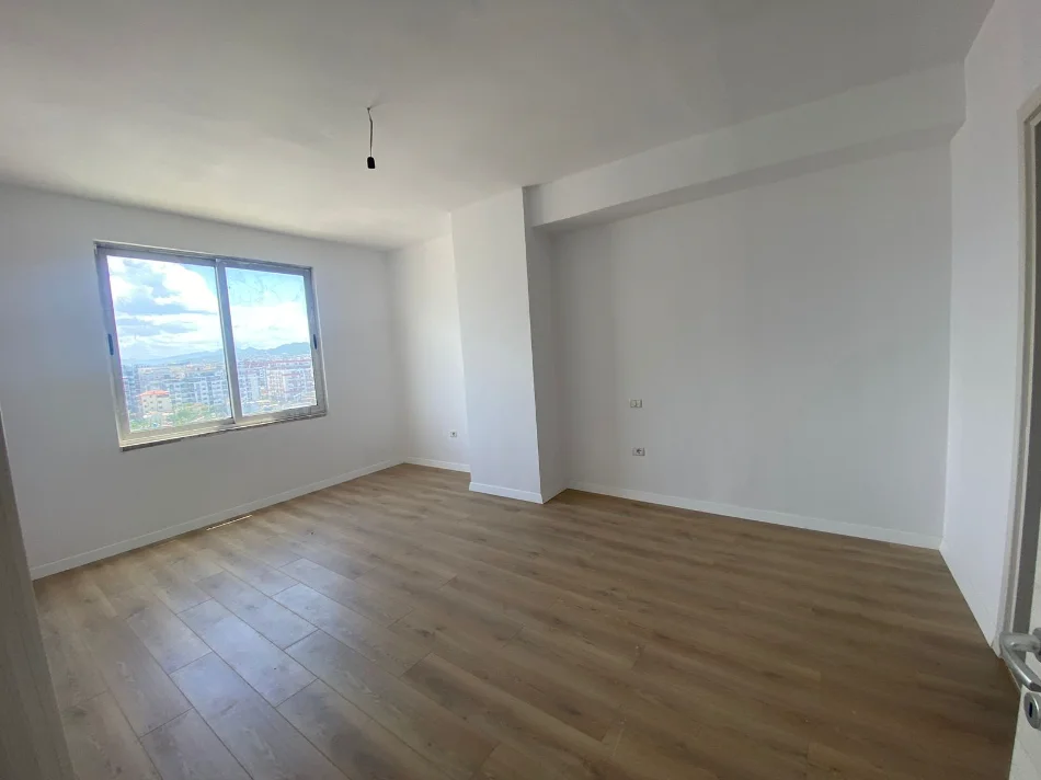 Tirane, shitet apartament 2+1+Aneks+Ballkon Kati 9, 116 m² 170.000 € (Astir)
