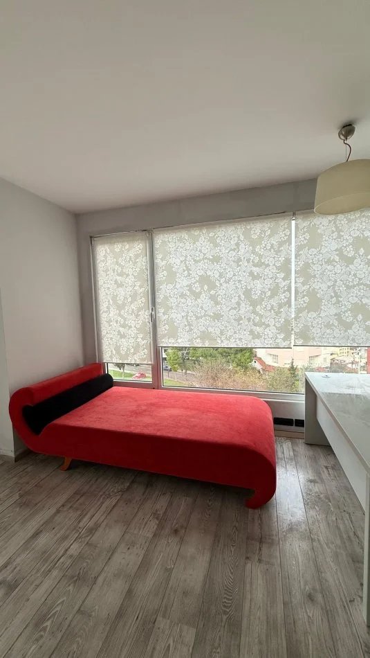 Durres, jepet me qera apartament 2+1+Ballkon Kati 6, 80 m² 550 € (vila e zogut)