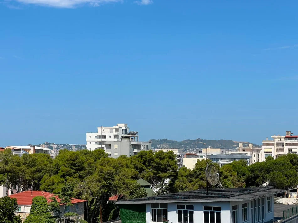 Durres, shitet apartament 1+1+Ballkon Kati 6, 70 m² 100.000 € (Rruga Brindisi)