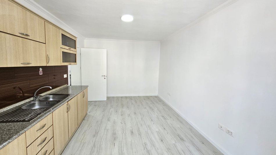 Tirane, shitet apartament 2+1 Kati 3, 64 m² 146.000 € (Shkolla Harry Fultz)