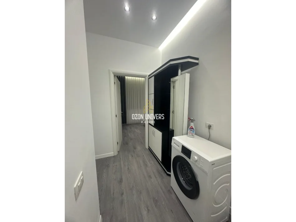 Tirane, jepet me qera apartament 1+1+Ballkon Kati 2, 70 m² 700 € (Stadiumi Air Albania)