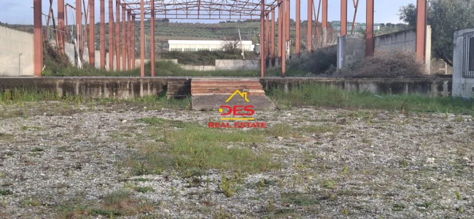 Vlore, jepet me qera magazine Kati 0, 4.500 m² 1.500 € (Panaja, Vlorë)
