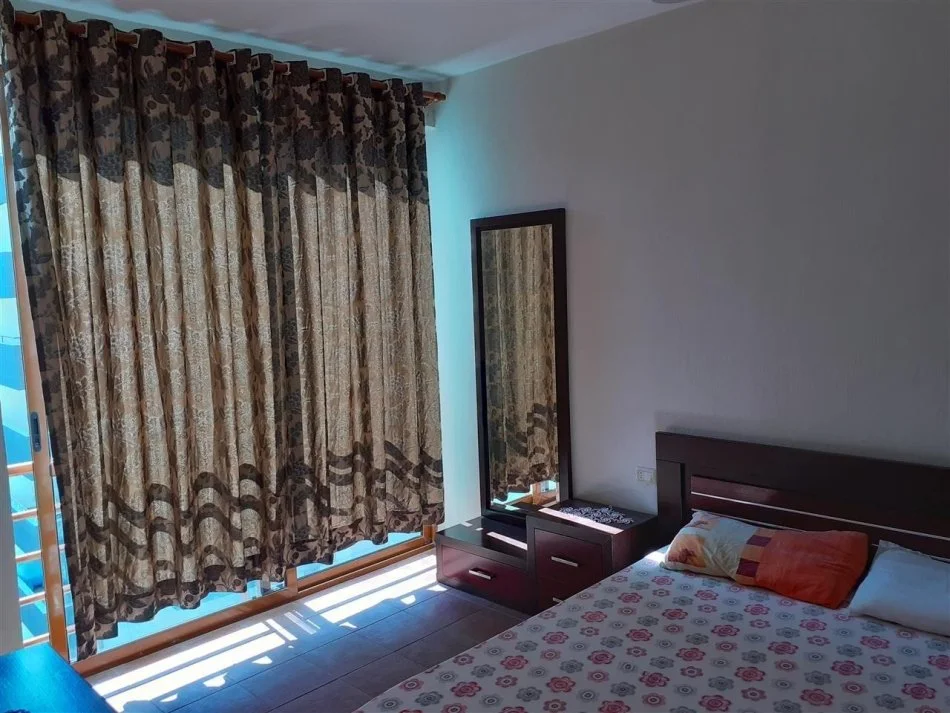 Durres,JEPET ME QERA apartament 1+1 Kati 7, 100 m² (PLAZH DURRES SHKOLLA BAJRAM CURRI)