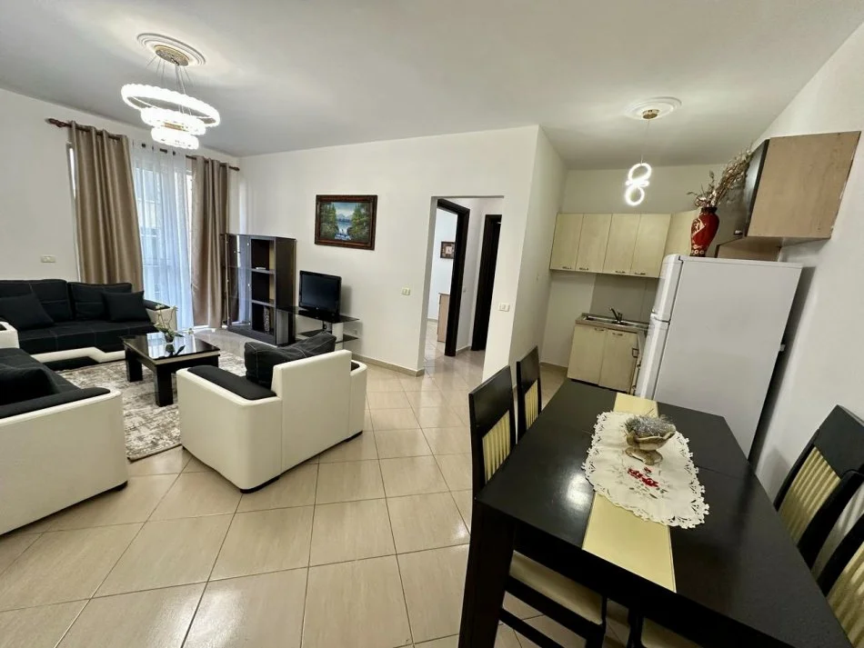 Tirane, jepet me qera apartament 1+1+Ballkon Kati 2, 70 m² 500 € (Frang Bardhi)