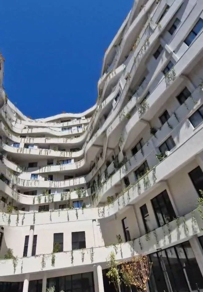 Tirane, jepet me qera 2+1 , 97 m² 1.000 € (Spring residence)