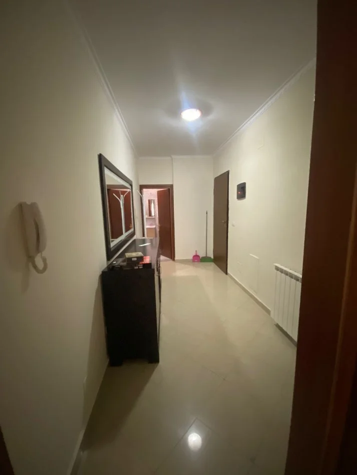 Apartament 1+1 me qira prane Nobis Liqeni Artificial Tirane!!