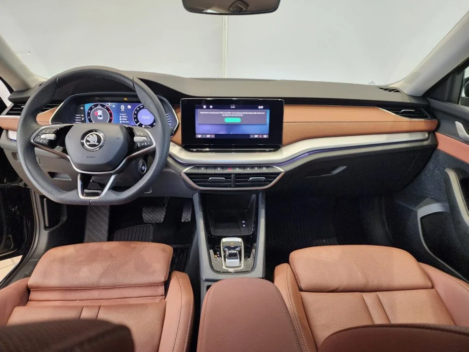 Tirane, jap me qera makine SKODA Nafte, e zeze automatik Kondicioner 10 km 80 €