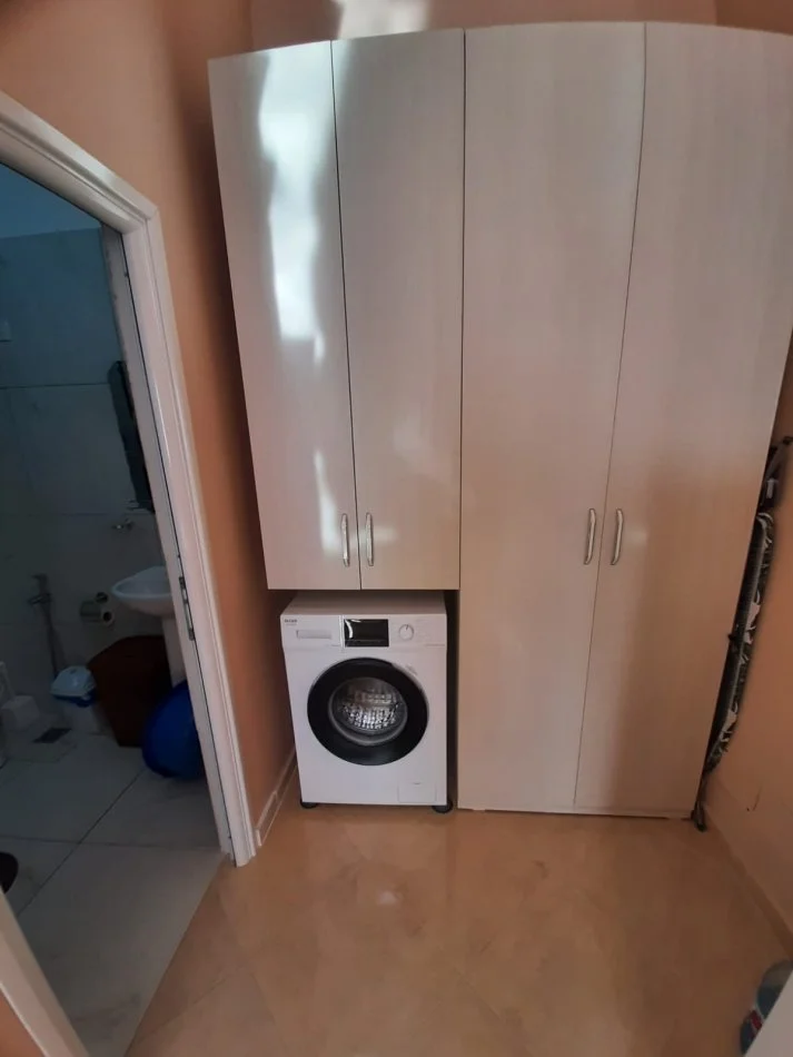 Vlore, jepet me qera garsonier 1+1 Kati 0, 45 m² 250 € (Lungomare, pas Big Market) rv46885