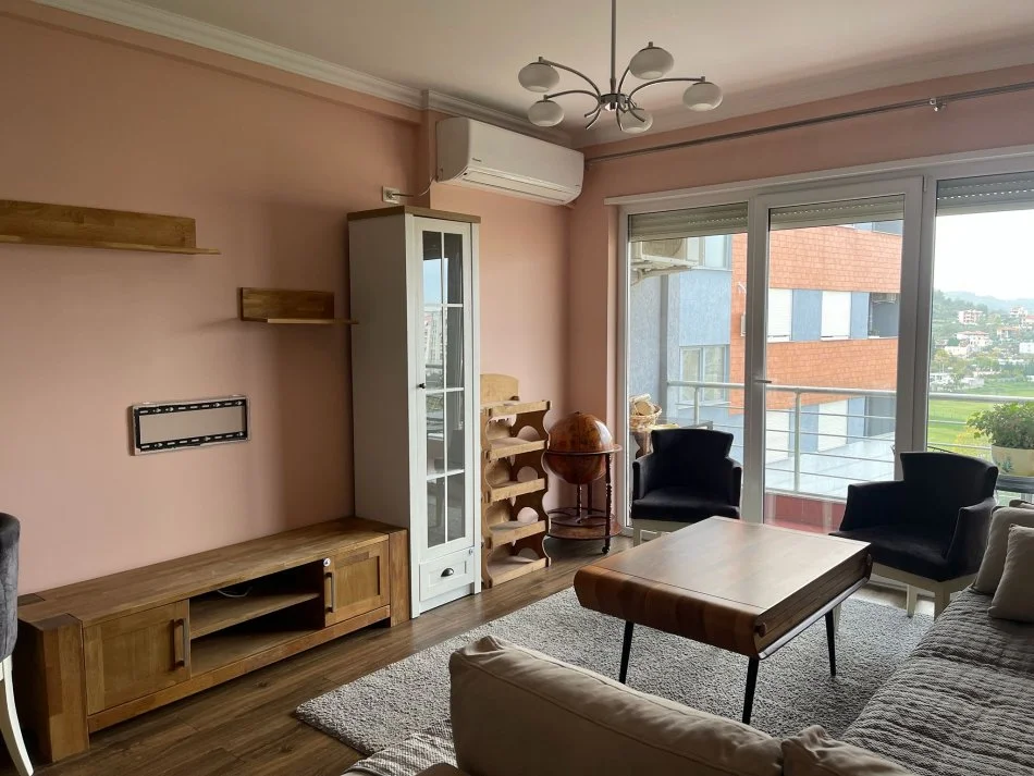 Tirane, shitet apartament 2+1 Kati 7, 97 m² 146.000 € (Bar Return Astir)