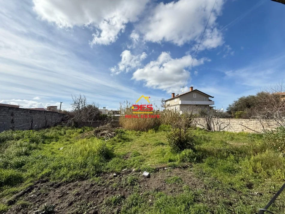 Vlore, shitet shtepi 2+1 Kati 0, 79 m² 60.000 € (Rruga Dervish Hekali)