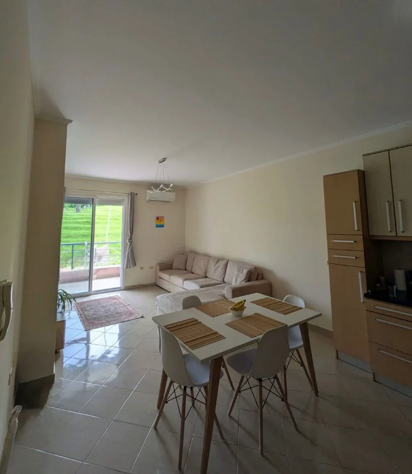 Tirane, jepet me qera apartament 1+1 Kati 3, 65 m² 450 € (kodra e diellit)