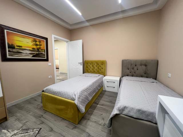 Tirane, jepet me qera apartament 3+1+BLK Kati 1, 145 m² 700 Euro (don bosko)