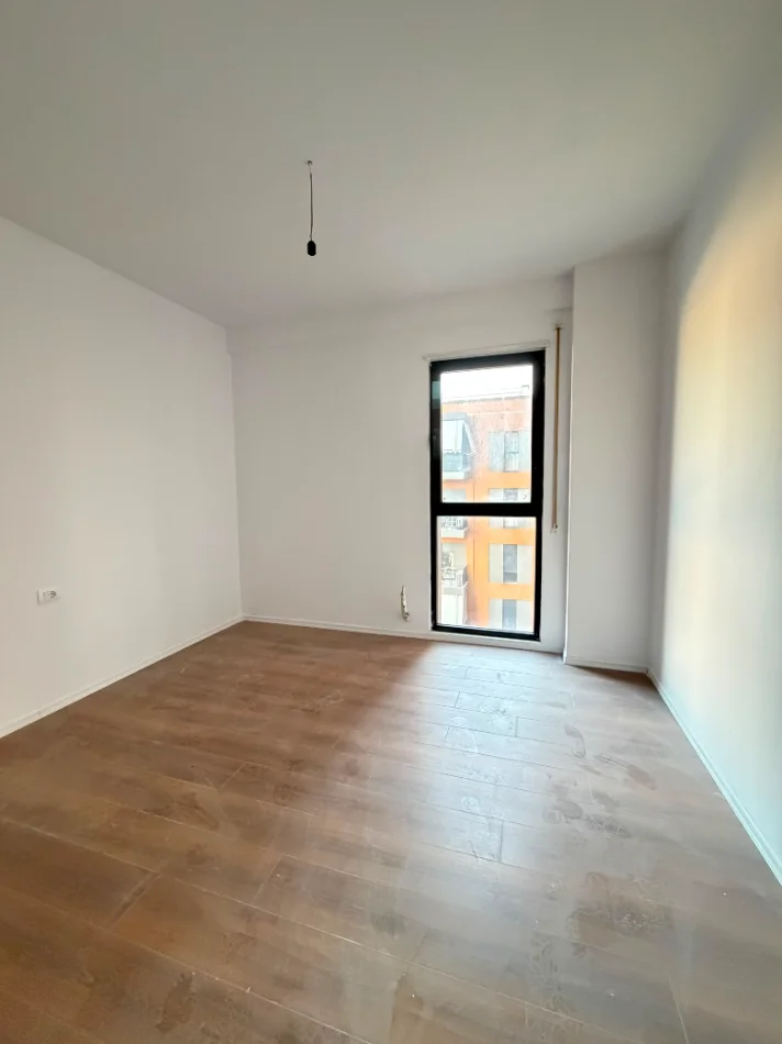 Tirane, shes apartament 2+1+Ballkon Kati 4, 99 m² 282.000 € (Xhamlliku) MLS # 530581001-94