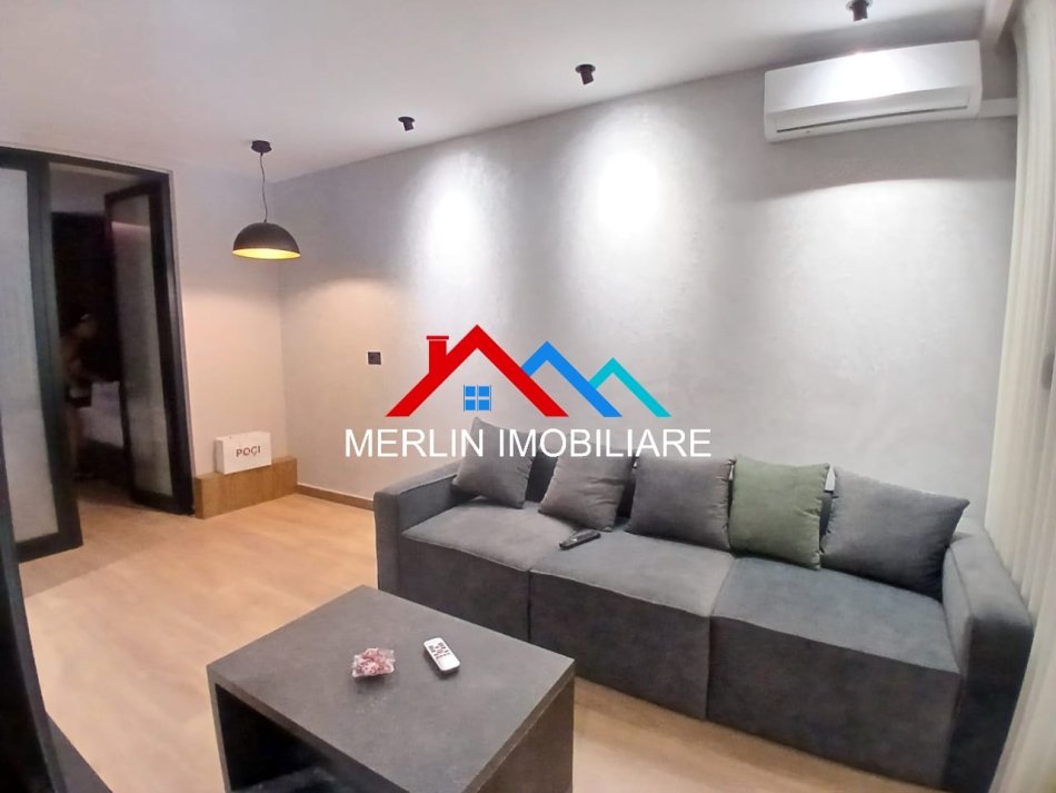 Tirane, jepet me qera apartament 1+1+Ballkon Kati 1, 70 m² 650 € (MYSLYM SHYRI)