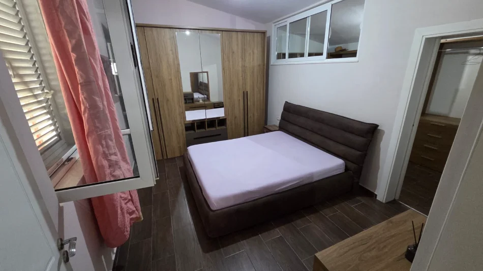 Tirane, jepet me qera apartament Kati 1, 70 m² 430 € (Porcelan)