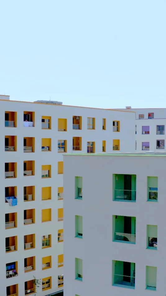 🏡 SHITET: 2+1 më Luxury në Residencën Kadiu - Ali Demi📍 100% I Ri | 70 m², Kati 4 (P.2026) Investim mbi 38.000€ ✨️ Çmimi: 168,000€
