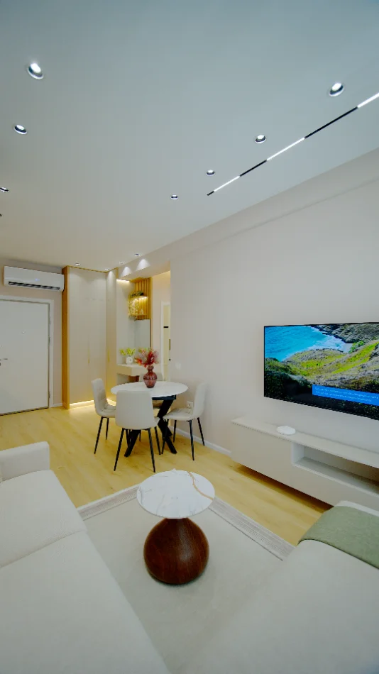🏡 SHITET: 2+1 më Luxury në Residencën Kadiu - Ali Demi📍 100% I Ri | 70 m², Kati 4 (P.2026) Investim mbi 38.000€ ✨️ Çmimi: 168,000€