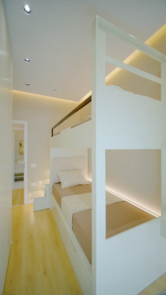 🏡 SHITET: 2+1 më Luxury në Residencën Kadiu - Ali Demi📍 100% I Ri | 70 m², Kati 4 (P.2026) Investim mbi 38.000€ ✨️ Çmimi: 168,000€