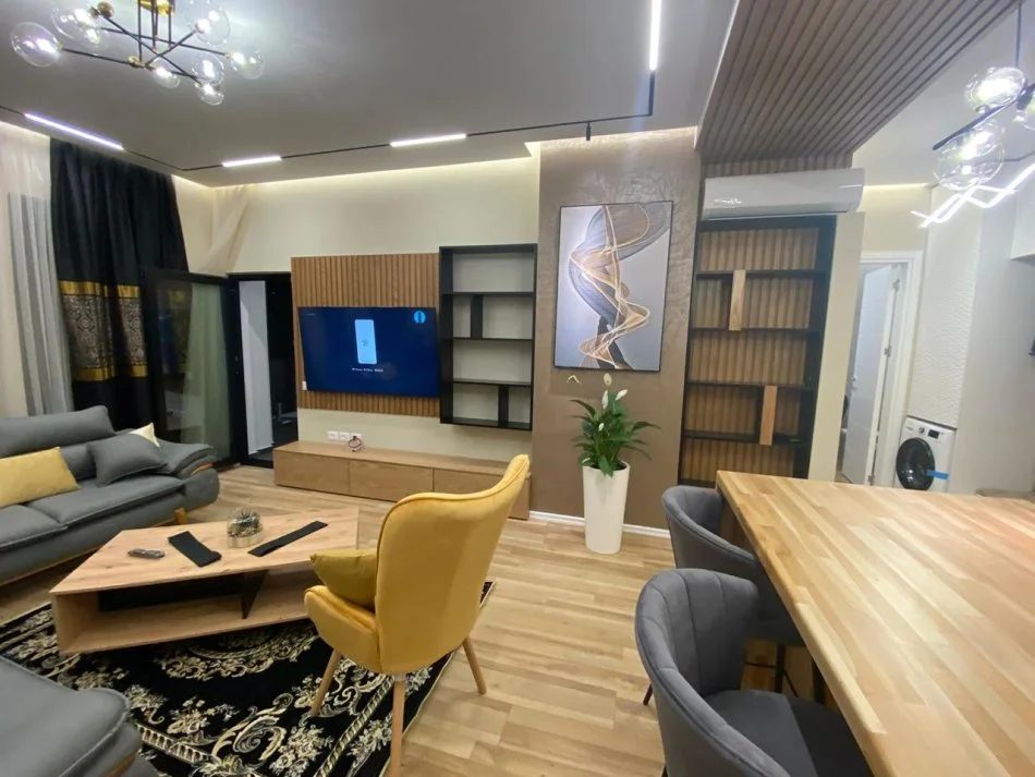 Tirane, jepet me qera apartament 1+1 Kati 6, 75 m² 800 € (Rruga e Kavajes)