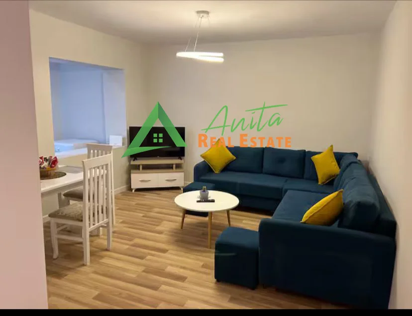 Tirane, jepet me qera apartament 1+1+Ballkon Kati 3, 55 m² 600 € (Bulevardi Zogi I)