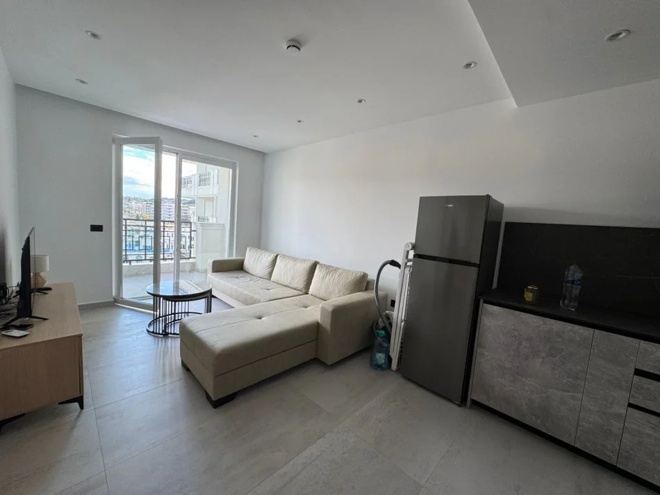 Durres, shitet apartament 1+1+Ballkon Kati 6, 65 m² 120.000 € (Golem)