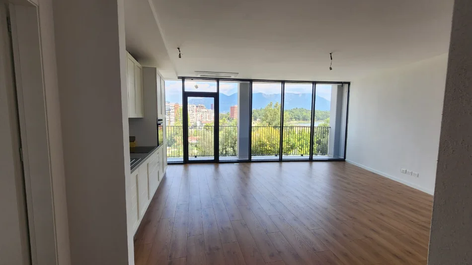 Tirane, shitet apartament 2+1+Ballkon , 132 m² 457.000 € (Lake View Rezidence Liqeni Tiranes)