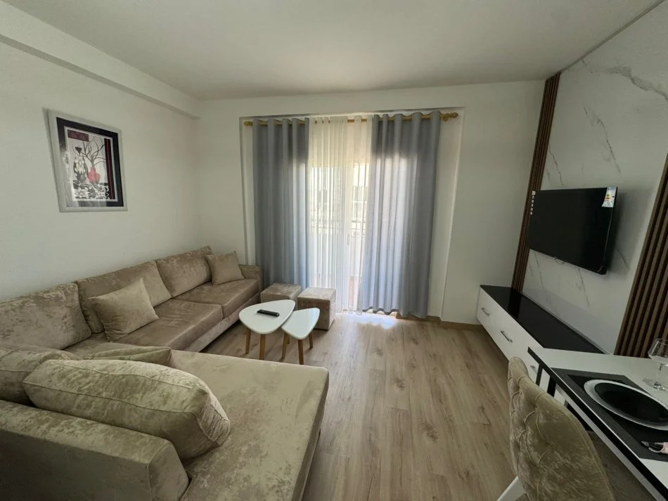 Durres, shitet apartament 1+1+Ballkon Kati 9, 75 m² 93.000 € 