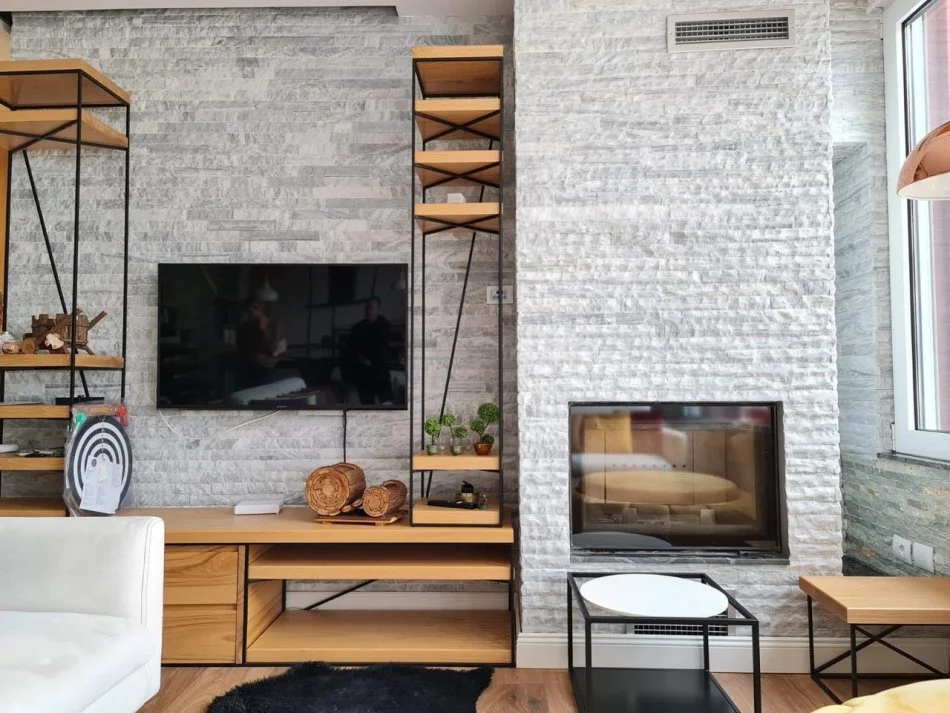 Tirane, shitet apartament duplex , 500.000 € 