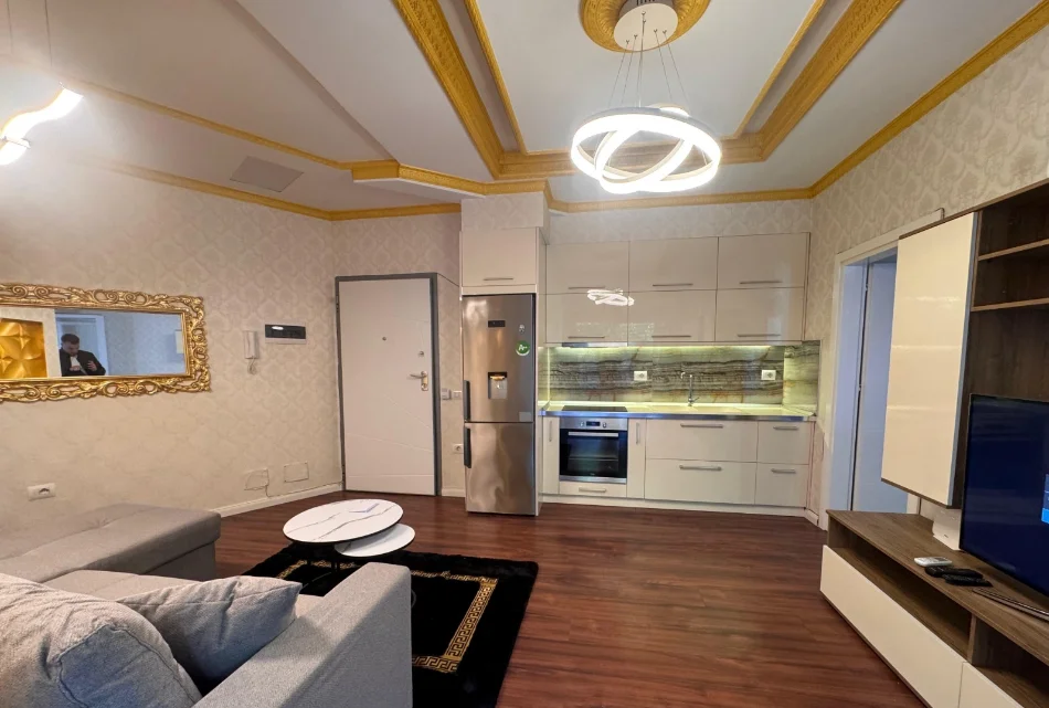 Tirane, shes apartament 2+1+Aneks+Ballkon Kati 1, 140 m² 246.000 € (radison)