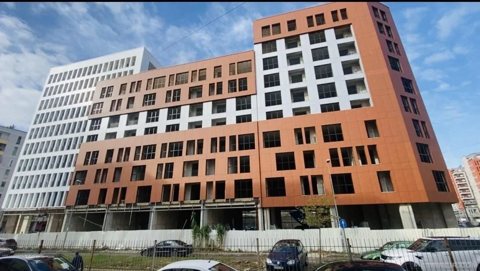 Tirane, shitet Tek Urban Gate, apartament 1+1, Kati 3, 80 m²