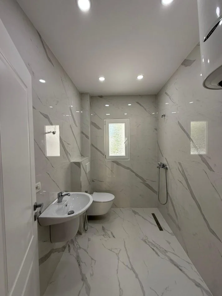 Tirane, shitet apartament 1+1 Kati 2, 64 m² 122.000 € (RRUGA IRFAN TOMINI)