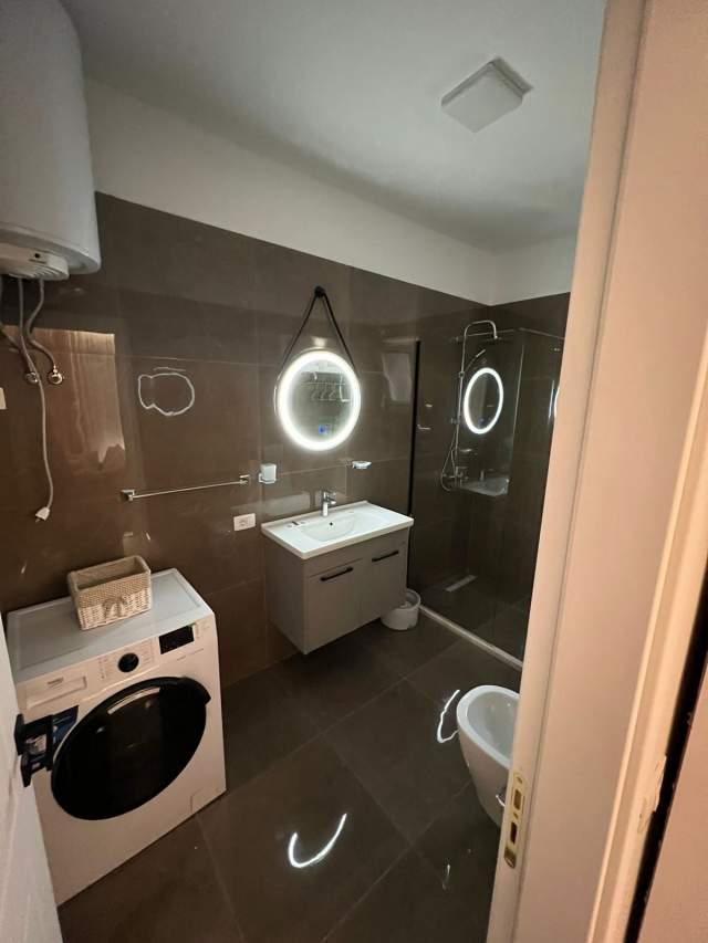Tirane, jepet me qera garsonier 1+1 Kati 3, 40 m² 400 Euro (Fakulteti i mejksis)