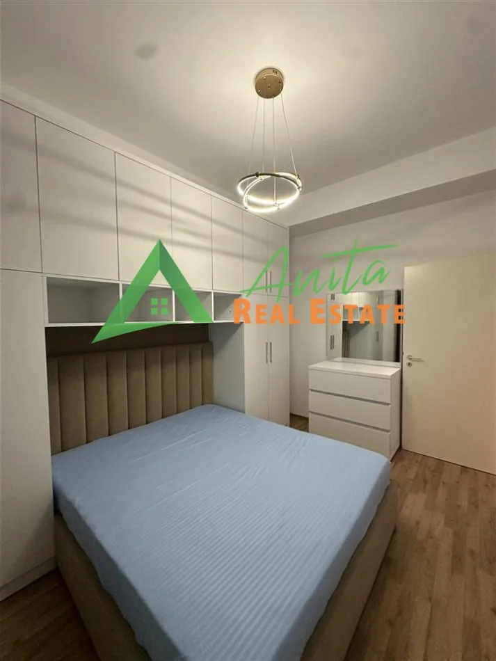 Tirane, jepet me qera apartament 2+1 Kati 5, 79 m² 550 € (Ali Demi)