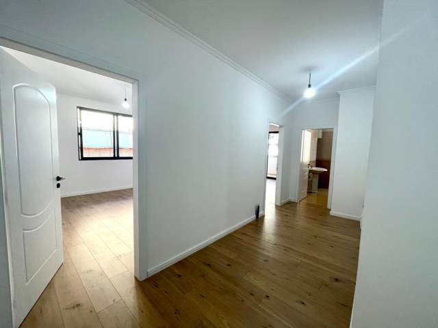 Tirane, shitet apartament 1+1+BLK Kati 3, 80 m² 100.000 Euro (Rruga e Kavajes)