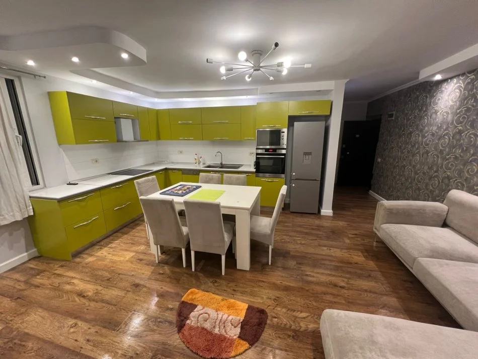 Tirane, jepet me qera apartament duplex 3+1+Aneks+Ballkon Kati 5, 110 m² 700 € (Frederik shiroka)