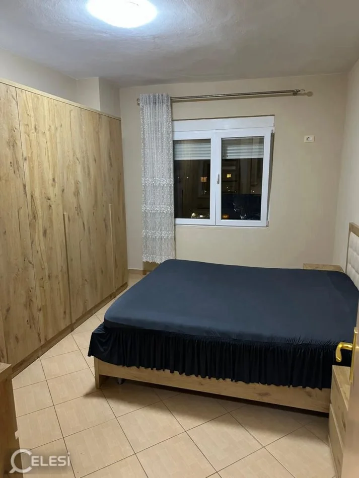 Tirane, jepet me qera apartament 1+1+Ballkon Kati 4, 70 m² 410 € (RRUGA TEODOR KEKO)
