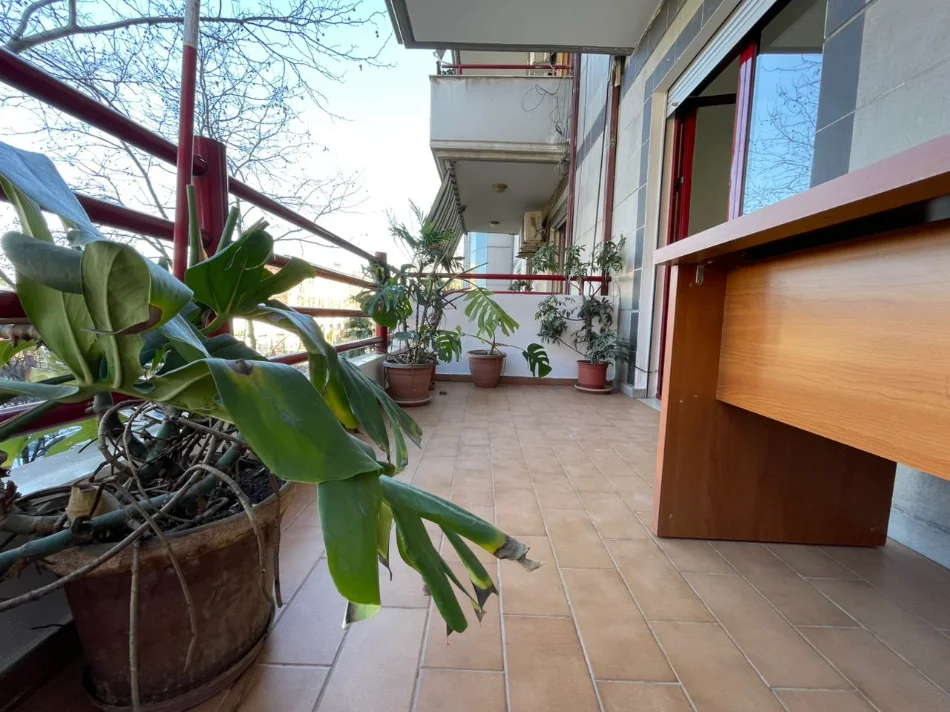 Tirane, jepet me qera apartament 2+1 Kati 3, 90.000 € 