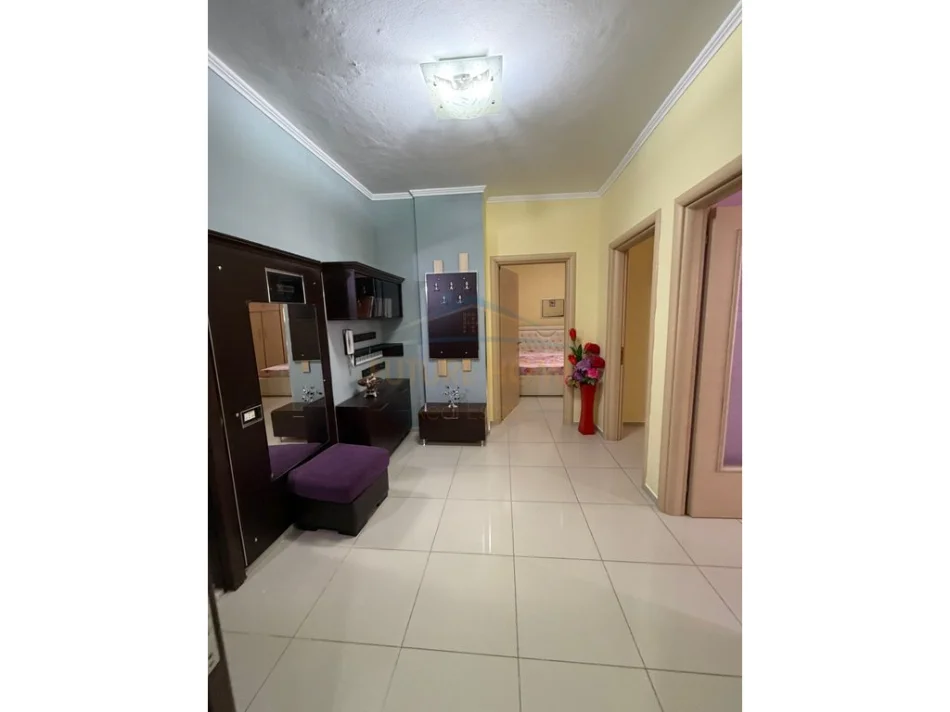 Tirane, jepet me qera apartament 2+1+2 Kati 5, 84 m² 550 € (ASTIR , UNAZA E RE)