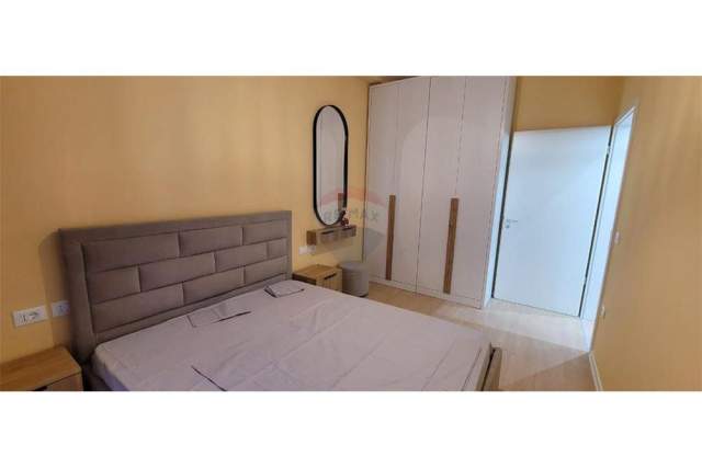 Tirane, jepet me qera apartament 2+1+BLK Kati 9, 60 m² 500 Euro (kompleksi Kontakt)