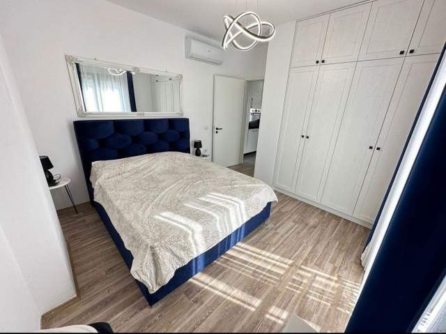 Tirane, jepet me qera apartament 1+1+BLK Kati 1, 60 m² 700 Euro (rruga Muhamet Gjollesha)