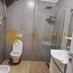 Tirane, jepet me qera ambjent biznesi Kati 3, 105 m² 700 € (Komuna e Parisit)