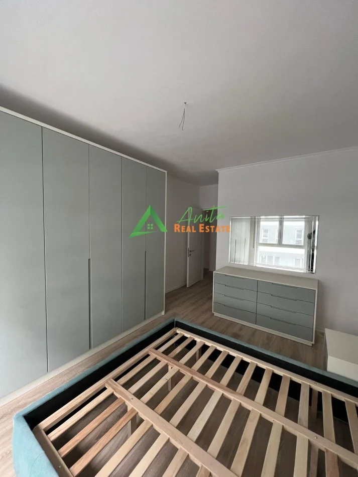 Tirane, shitet apartament 2+1+post Parkimi Kati 2, 92 m² 130.000 € (Univers City)