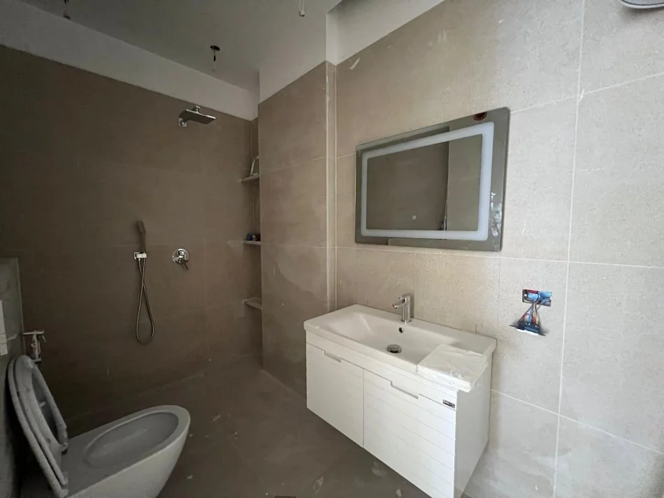 Tirane, jepet me qera apartament 2+1 Kati 6, 98 m² 180.000 € (5 maji)