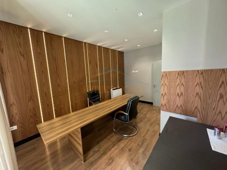 Qira, Apartament 3+1+2 (Rr.Kosovareve) Tirane