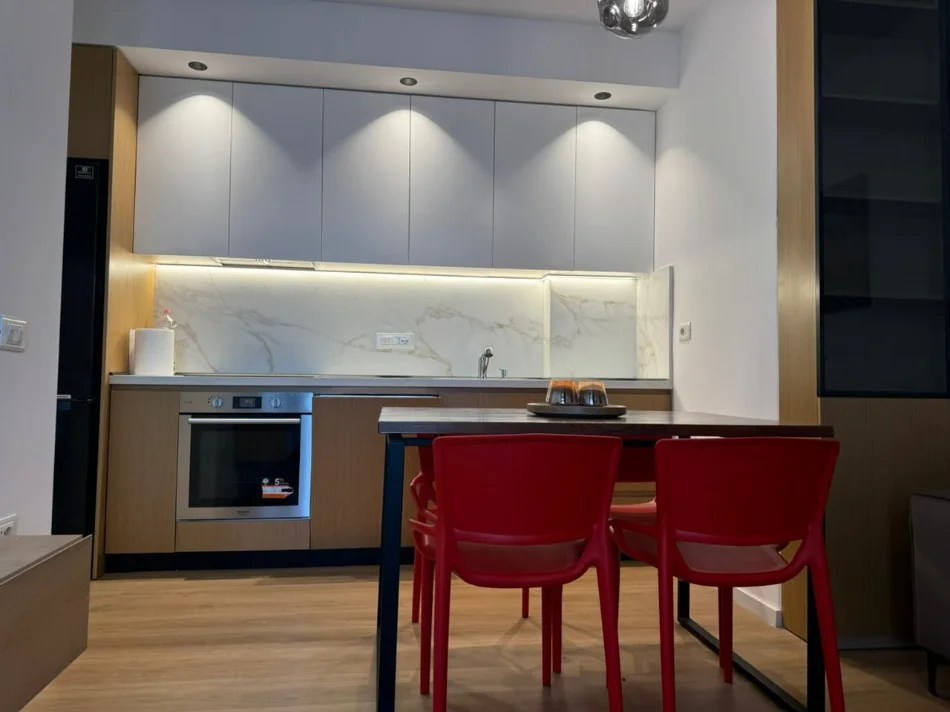 Tirane, shitet apartament 2+1 , 71 m² 165.000 € (Laprake)