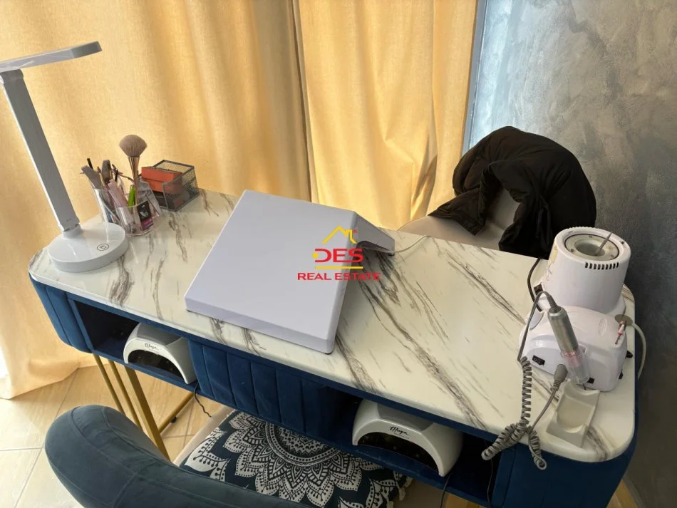 Vlore, shitet ambjent biznesi Kati 0, 27 m² (Rruga Kosova)