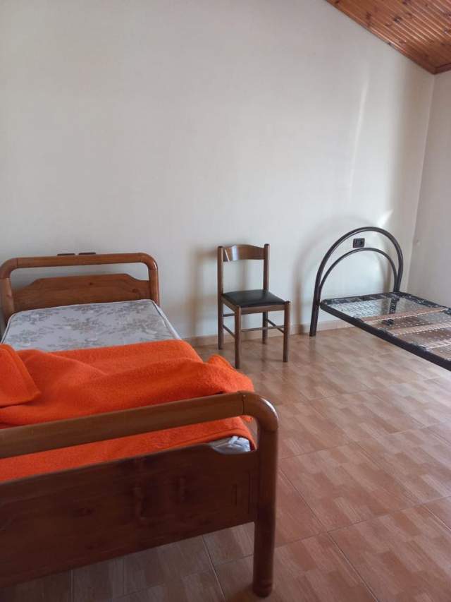 Tirane, jepet me qera apartament 2+1+A+BLK Kati 4, 100 m² 40000 Leke (Kinostudio)
