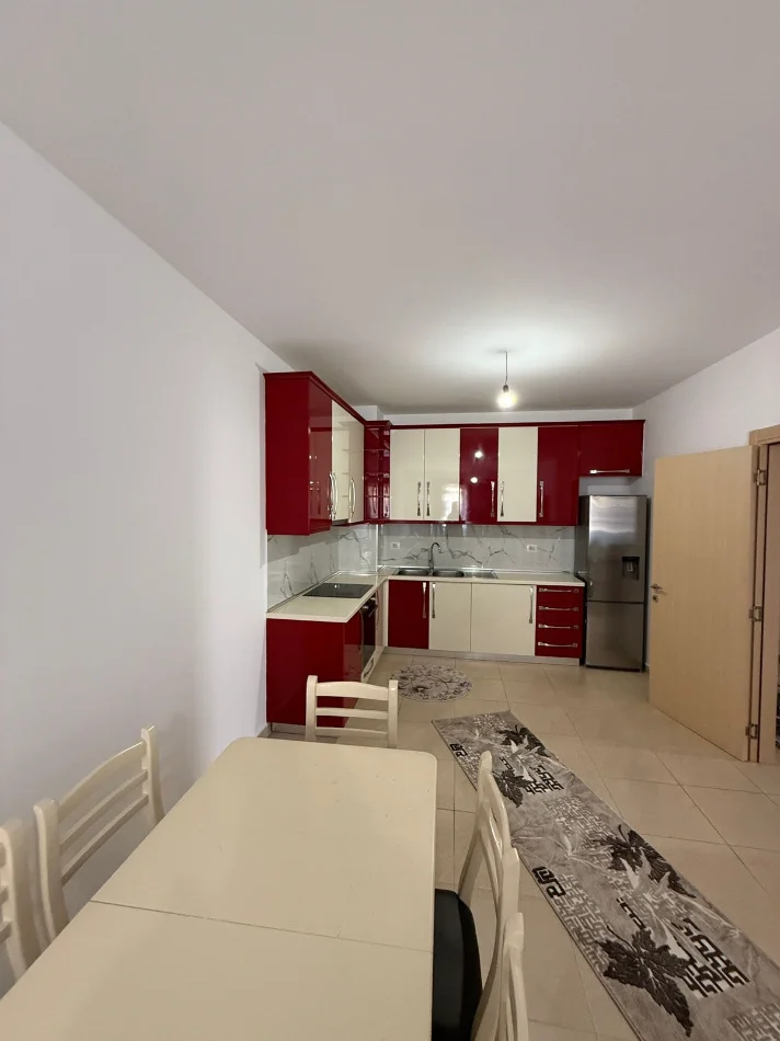 Tirane, shitet apartament 3+1+Aneks+Ballkon Kati 2, 141 m² 250.000 € (xhamlliku , oxhaku)