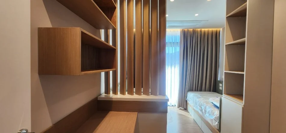 Tirane, jepet me qera apartament 2+1+Ballkon Kati 11, 2.300 € (tek Rezidenca Lake View)