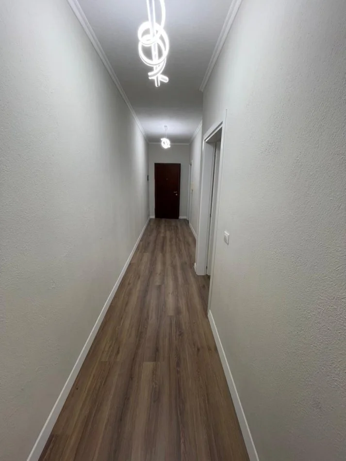 Durres, shitet apartament 2+1+Ballkon Kati 6, 82 m² 108.000 € 